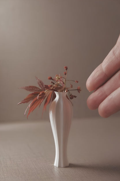 Mini Ethereal Silhouette